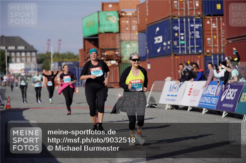 03.10.2025 - Köhlbrandbrückenlauf Michael Burmester http://msf.ph/oto/9032518 03.10.2025 10:39:55 Ziel 2288, 2426, 2516, 3456 meine-sportfotos.de