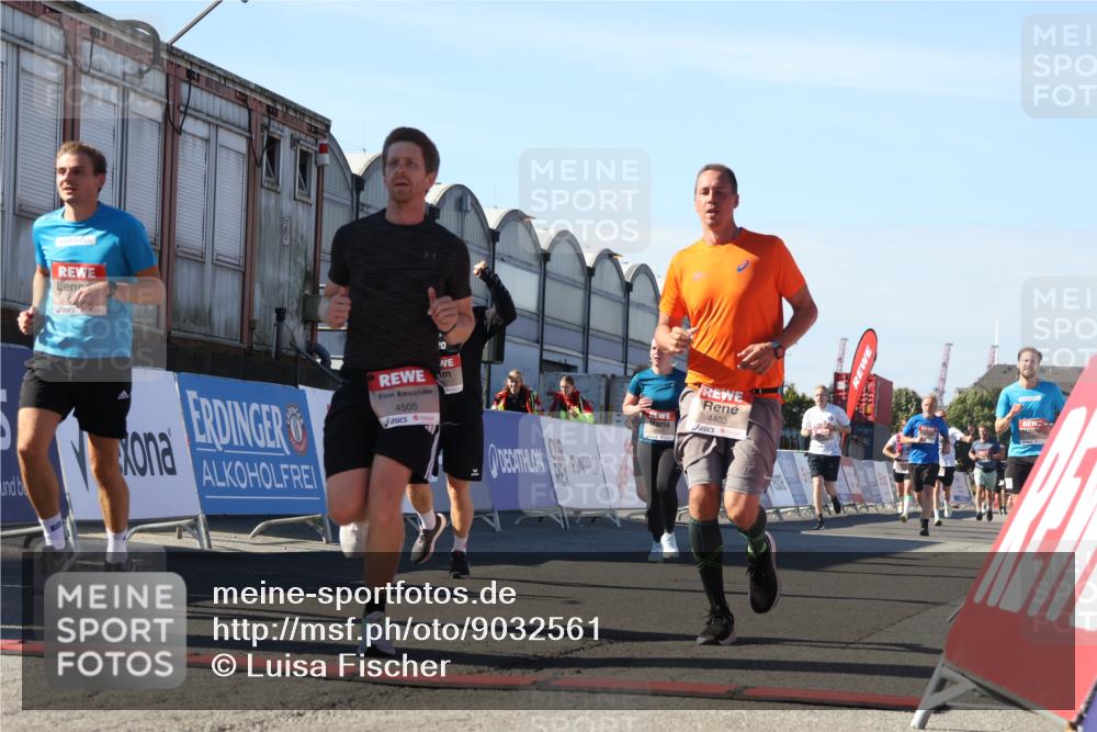 03.10.2025 - Köhlbrandbrückenlauf Luisa Fischer http://msf.ph/oto/9032561 03.10.2025 13:08:58 Ziel 4057, 4138, 4197, 4340, 4346, 4381, 4403, 4505, 4544, 5705, 5842, 6034, 6233, 6372 meine-sportfotos.de