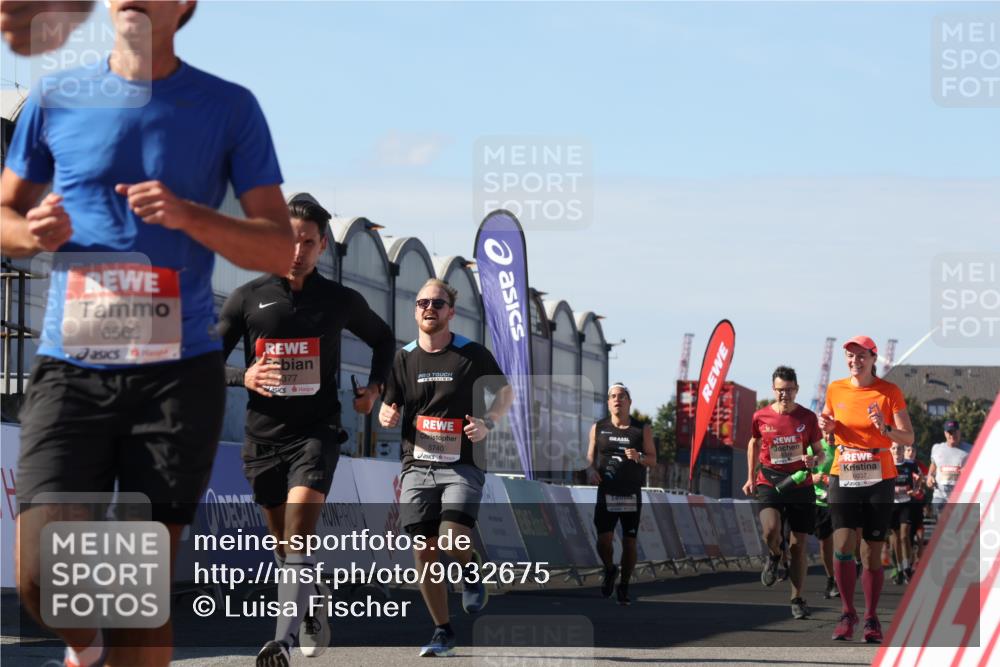 03.10.2025 - Köhlbrandbrückenlauf Luisa Fischer http://msf.ph/oto/9032675 03.10.2025 13:09:11 Ziel 4057, 4197, 4334, 4346, 4351, 4377, 4381, 4486, 4901, 5242, 5740, 5953, 6037, 6562, 6630, 6814, 6816 meine-sportfotos.de