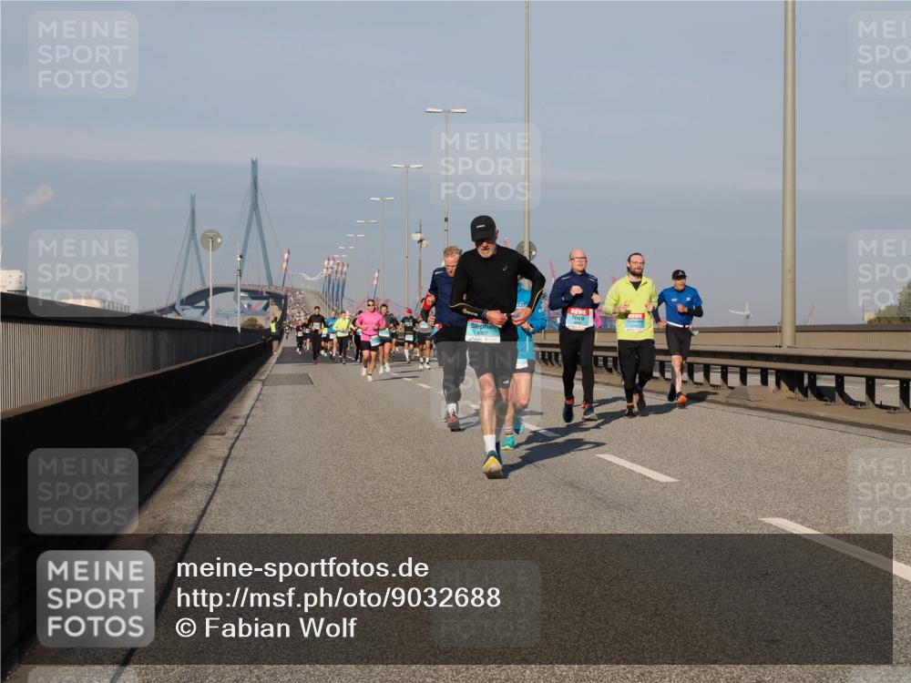 03.10.2025 - Köhlbrandbrückenlauf Fabian Wolf http://msf.ph/oto/9032688 03.10.2025 09:46:48 Position 3 3307 meine-sportfotos.de