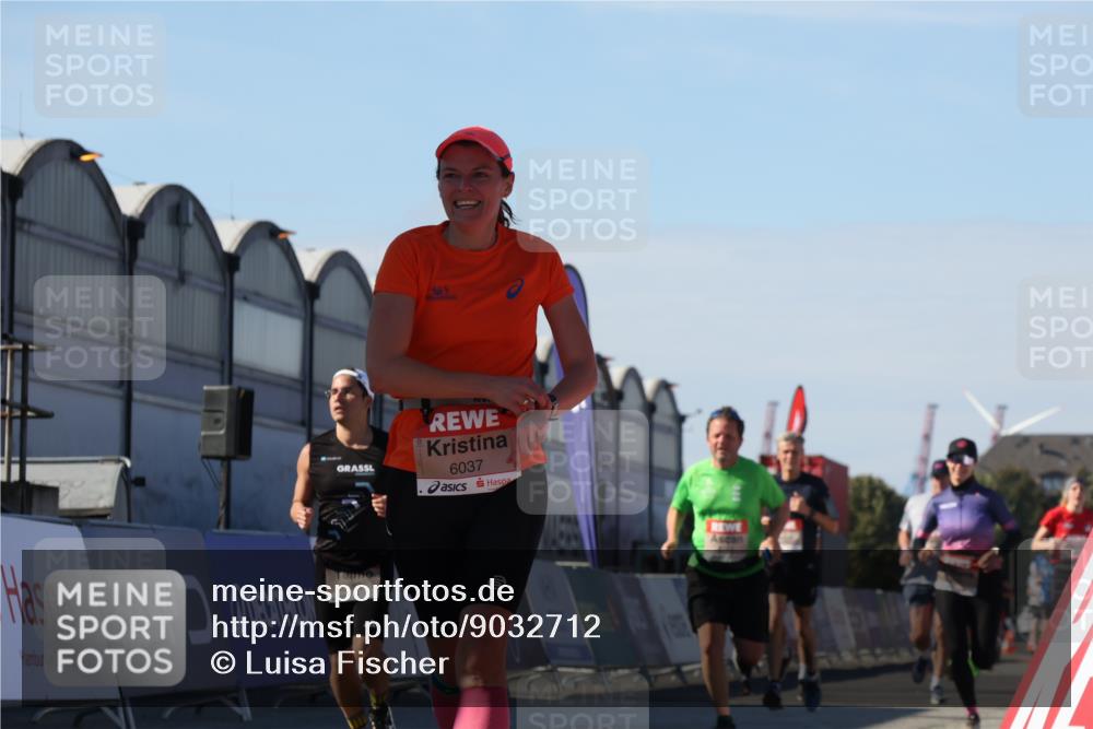03.10.2025 - Köhlbrandbrückenlauf Luisa Fischer http://msf.ph/oto/9032712 03.10.2025 13:09:15 Ziel 4334, 4351, 4377, 4486, 4681, 4901, 5242, 5740, 5953, 6037, 6062, 6349, 6562, 6630, 6743, 6814, 6816 meine-sportfotos.de