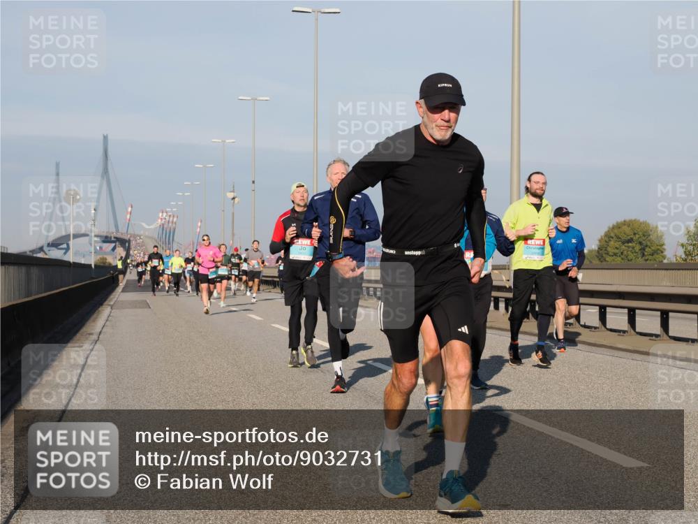 03.10.2025 - Köhlbrandbrückenlauf Fabian Wolf http://msf.ph/oto/9032731 03.10.2025 09:46:51 Position 3  meine-sportfotos.de
