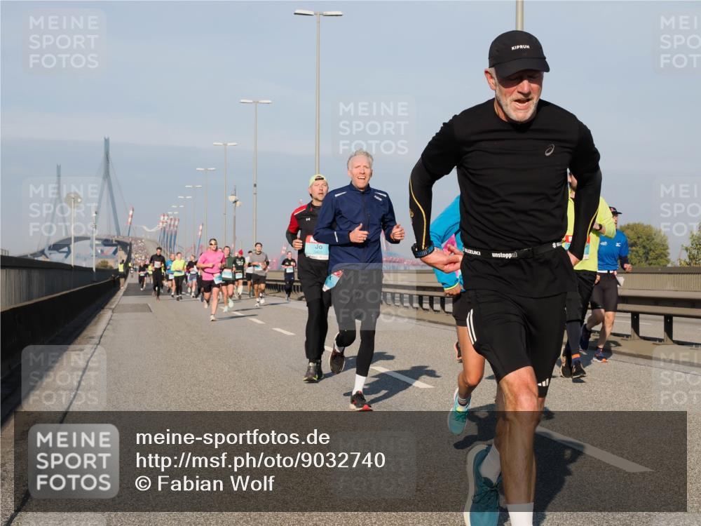 03.10.2025 - Köhlbrandbrückenlauf Fabian Wolf http://msf.ph/oto/9032740 03.10.2025 09:46:51 Position 3 10 meine-sportfotos.de