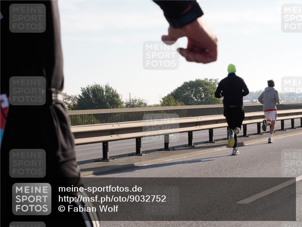 03.10.2025 - Köhlbrandbrückenlauf Fabian Wolf http://msf.ph/oto/9032752 03.10.2025 09:46:53 Position 3  meine-sportfotos.de