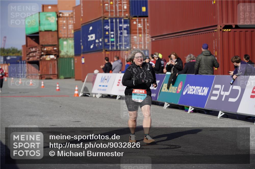 03.10.2025 - Köhlbrandbrückenlauf Michael Burmester http://msf.ph/oto/9032826 03.10.2025 10:40:32 Ziel 3319 meine-sportfotos.de