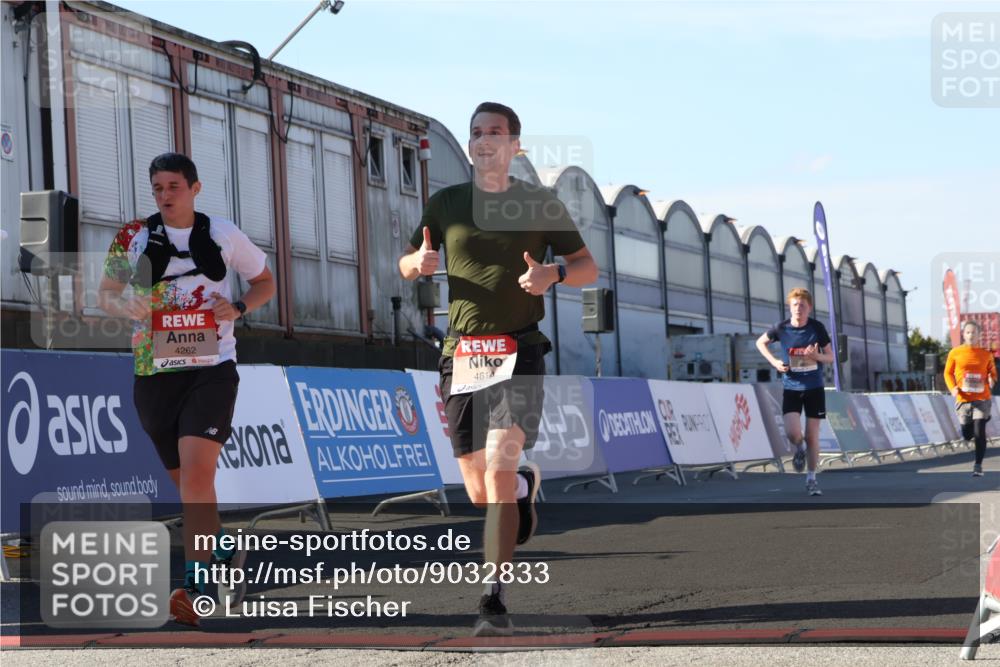 03.10.2025 - Köhlbrandbrückenlauf Luisa Fischer http://msf.ph/oto/9032833 03.10.2025 13:09:37 Ziel 4262, 4298, 4358, 4365, 4502, 4614, 5803, 5813, 5907, 6379, 6438, 6481, 6667, 6803 meine-sportfotos.de