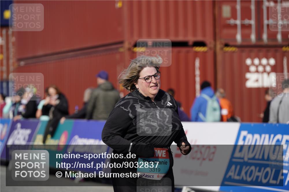 03.10.2025 - Köhlbrandbrückenlauf Michael Burmester http://msf.ph/oto/9032837 03.10.2025 10:40:33 Ziel 3319 meine-sportfotos.de