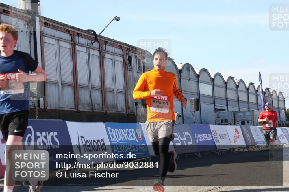 03.10.2025 - Köhlbrandbrückenlauf Luisa Fischer http://msf.ph/oto/9032881 03.10.2025 13:09:41 Ziel 4262, 4298, 4358, 4365, 4502, 4614, 5803, 5813, 5907, 6308, 6379, 6438, 6481, 6659, 6667, 6803 meine-sportfotos.de