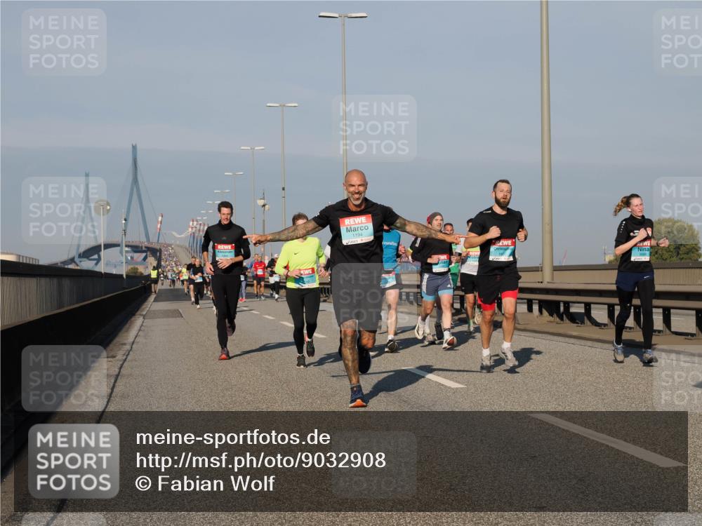 03.10.2025 - Köhlbrandbrückenlauf Fabian Wolf http://msf.ph/oto/9032908 03.10.2025 09:47:02 Position 3 1194, 1 meine-sportfotos.de