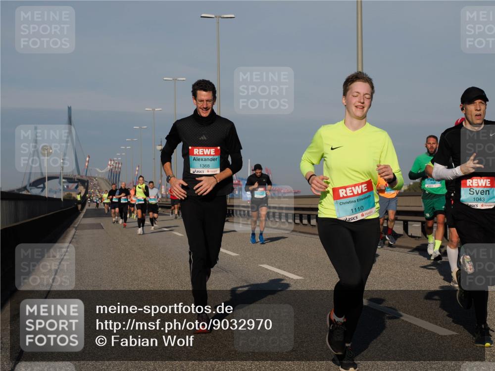 03.10.2025 - Köhlbrandbrückenlauf Fabian Wolf http://msf.ph/oto/9032970 03.10.2025 09:47:05 Position 3 1368, 1110, 10, 1043 meine-sportfotos.de