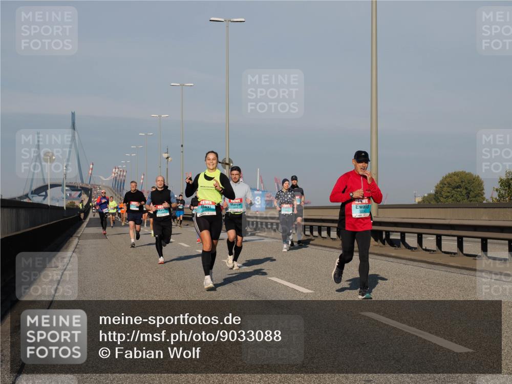 03.10.2025 - Köhlbrandbrückenlauf Fabian Wolf http://msf.ph/oto/9033088 03.10.2025 09:47:10 Position 3 3 meine-sportfotos.de