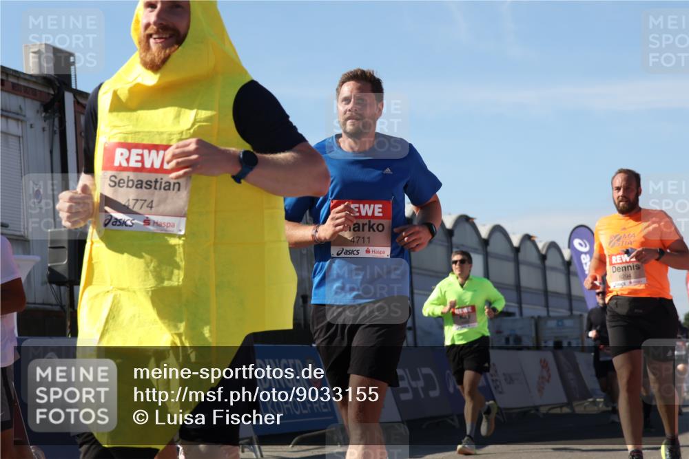 03.10.2025 - Köhlbrandbrückenlauf Luisa Fischer http://msf.ph/oto/9033155 03.10.2025 13:10:26 Ziel 4147, 4364, 4429, 4479, 4710, 4711, 4774, 5029, 5689, 6024, 6294, 6587, 6781, 6782 meine-sportfotos.de