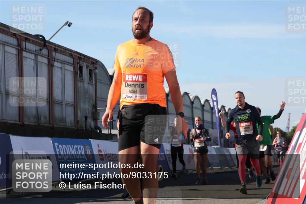 03.10.2025 - Köhlbrandbrückenlauf Luisa Fischer http://msf.ph/oto/9033175 03.10.2025 13:10:29 Ziel 4147, 4386, 4429, 4479, 4710, 4711, 4774, 5229, 5383, 5689, 5738, 5889, 6024, 6177, 6294, 6779, 6781, 6782 meine-sportfotos.de