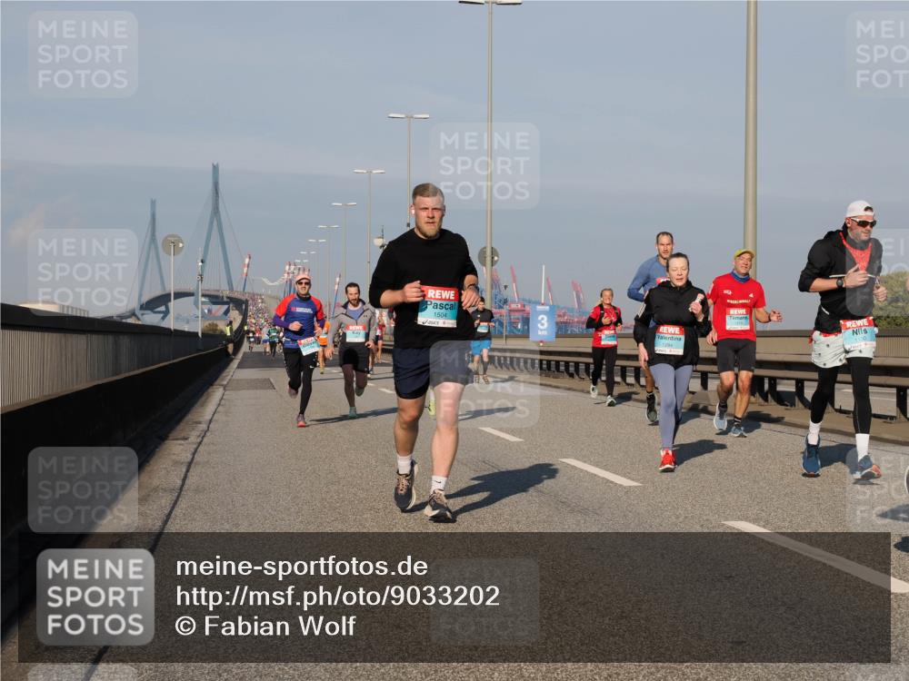 03.10.2025 - Köhlbrandbrückenlauf Fabian Wolf http://msf.ph/oto/9033202 03.10.2025 09:47:16 Position 3 1504, 1284 meine-sportfotos.de