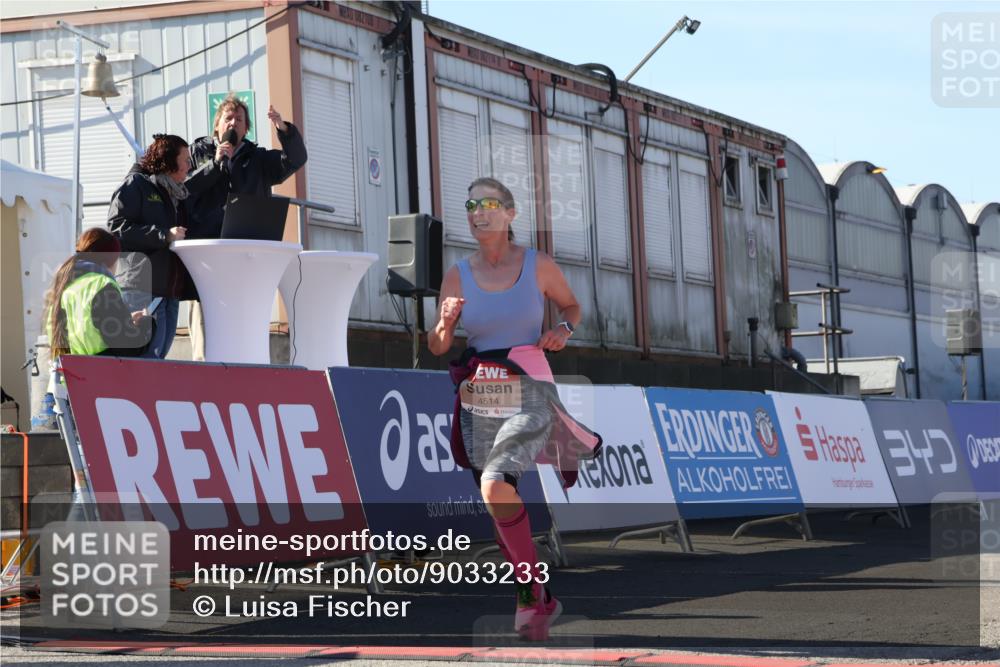 03.10.2025 - Köhlbrandbrückenlauf Luisa Fischer http://msf.ph/oto/9033233 03.10.2025 13:10:37 Ziel 4386, 4429, 4488, 4514, 5229, 5383, 5410, 5689, 5738, 5753, 5889, 6024, 6177, 6269, 6273, 6294, 6779, 6782 meine-sportfotos.de
