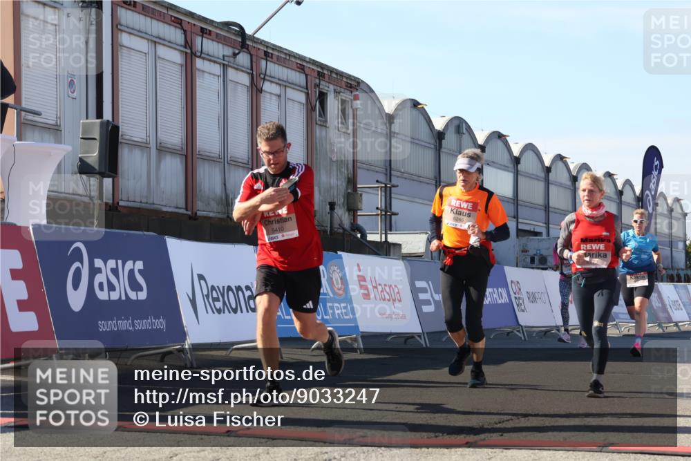 03.10.2025 - Köhlbrandbrückenlauf Luisa Fischer http://msf.ph/oto/9033247 03.10.2025 13:10:39 Ziel 4081, 4386, 4429, 4488, 4514, 5229, 5383, 5410, 5689, 5738, 5753, 5889, 6024, 6177, 6269, 6273, 6779 meine-sportfotos.de