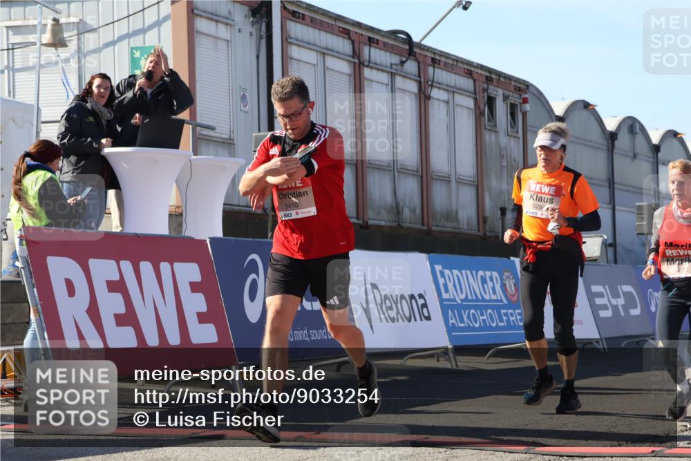 03.10.2025 - Köhlbrandbrückenlauf Luisa Fischer http://msf.ph/oto/9033254 03.10.2025 13:10:40 Ziel 4081, 4386, 4429, 4488, 4514, 5229, 5383, 5410, 5689, 5738, 5753, 5889, 6024, 6177, 6269, 6273, 6779 meine-sportfotos.de