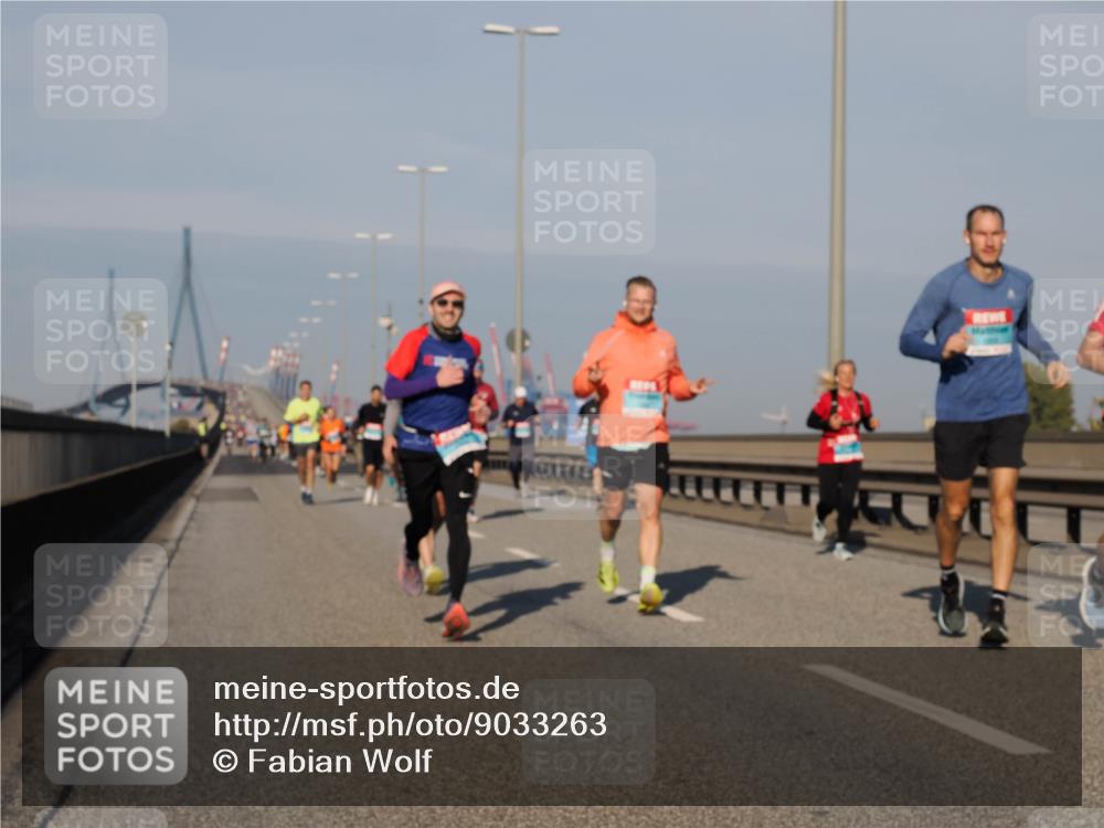 03.10.2025 - Köhlbrandbrückenlauf Fabian Wolf http://msf.ph/oto/9033263 03.10.2025 09:47:19 Position 3 61 meine-sportfotos.de