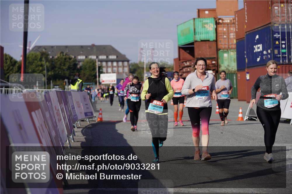 03.10.2025 - Köhlbrandbrückenlauf Michael Burmester http://msf.ph/oto/9033281 03.10.2025 10:41:22 Ziel 2182, 2199, 2307, 2547, 2548, 2555, 2612, 2613, 2666 meine-sportfotos.de