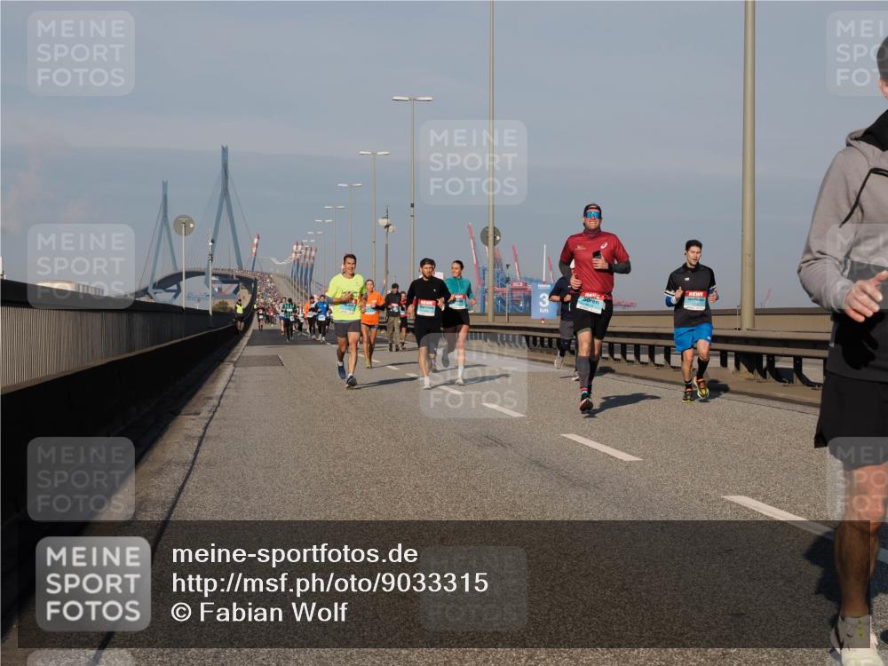 03.10.2025 - Köhlbrandbrückenlauf Fabian Wolf http://msf.ph/oto/9033315 03.10.2025 09:47:22 Position 3 3 meine-sportfotos.de