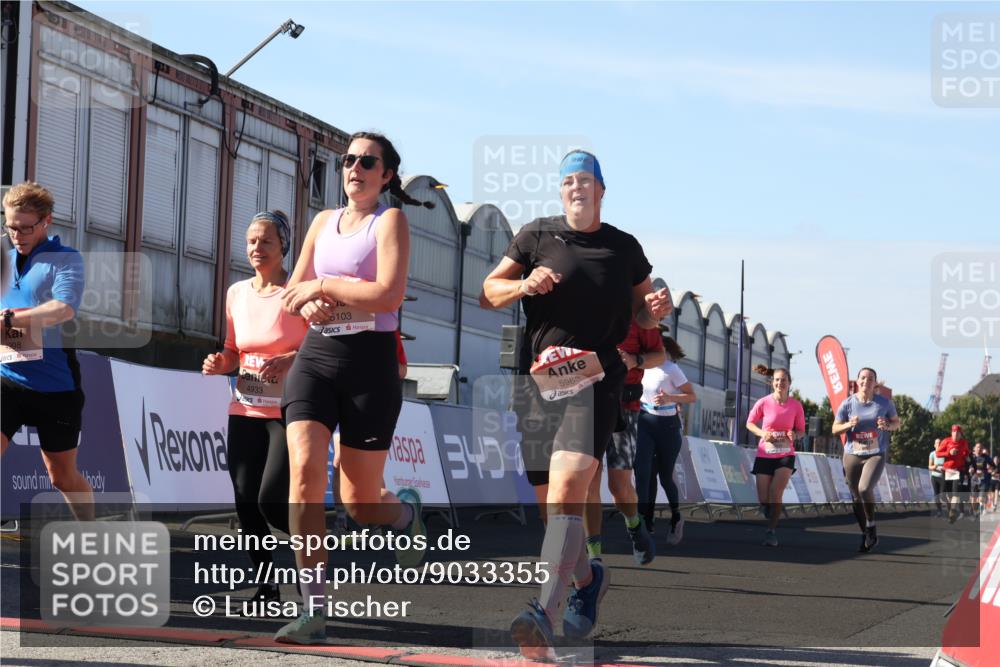 03.10.2025 - Köhlbrandbrückenlauf Luisa Fischer http://msf.ph/oto/9033355 03.10.2025 13:10:57 Ziel 4352, 4370, 4401, 4412, 4506, 4547, 4689, 4862, 4933, 4998, 5103, 5791, 5965, 6274, 6330, 6449, 6450, 6665, 6797 meine-sportfotos.de