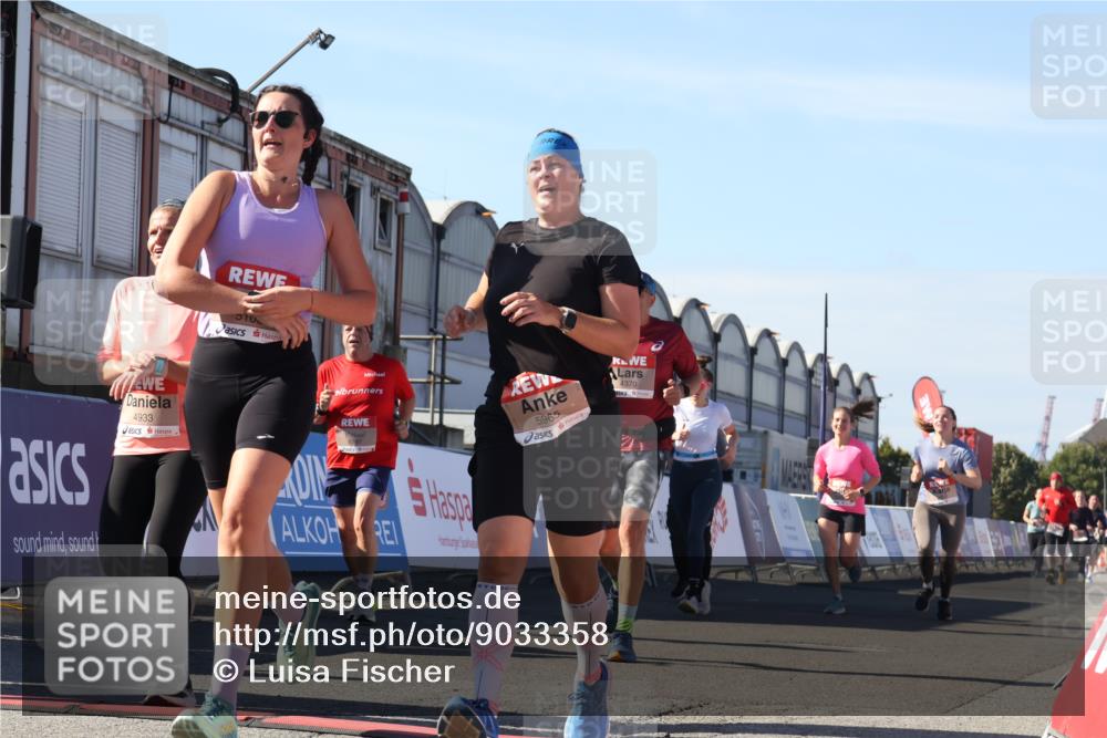 03.10.2025 - Köhlbrandbrückenlauf Luisa Fischer http://msf.ph/oto/9033358 03.10.2025 13:10:57 Ziel 4352, 4370, 4401, 4412, 4506, 4547, 4689, 4862, 4933, 4998, 5103, 5791, 5965, 6274, 6330, 6449, 6450, 6665, 6797 meine-sportfotos.de
