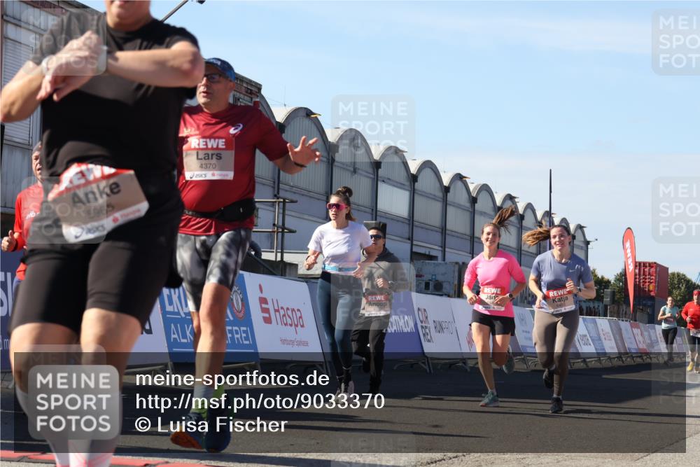 03.10.2025 - Köhlbrandbrückenlauf Luisa Fischer http://msf.ph/oto/9033370 03.10.2025 13:10:58 Ziel 4352, 4370, 4401, 4412, 4506, 4547, 4689, 4862, 4933, 4998, 5103, 5791, 5965, 6274, 6330, 6449, 6450, 6665, 6797 meine-sportfotos.de