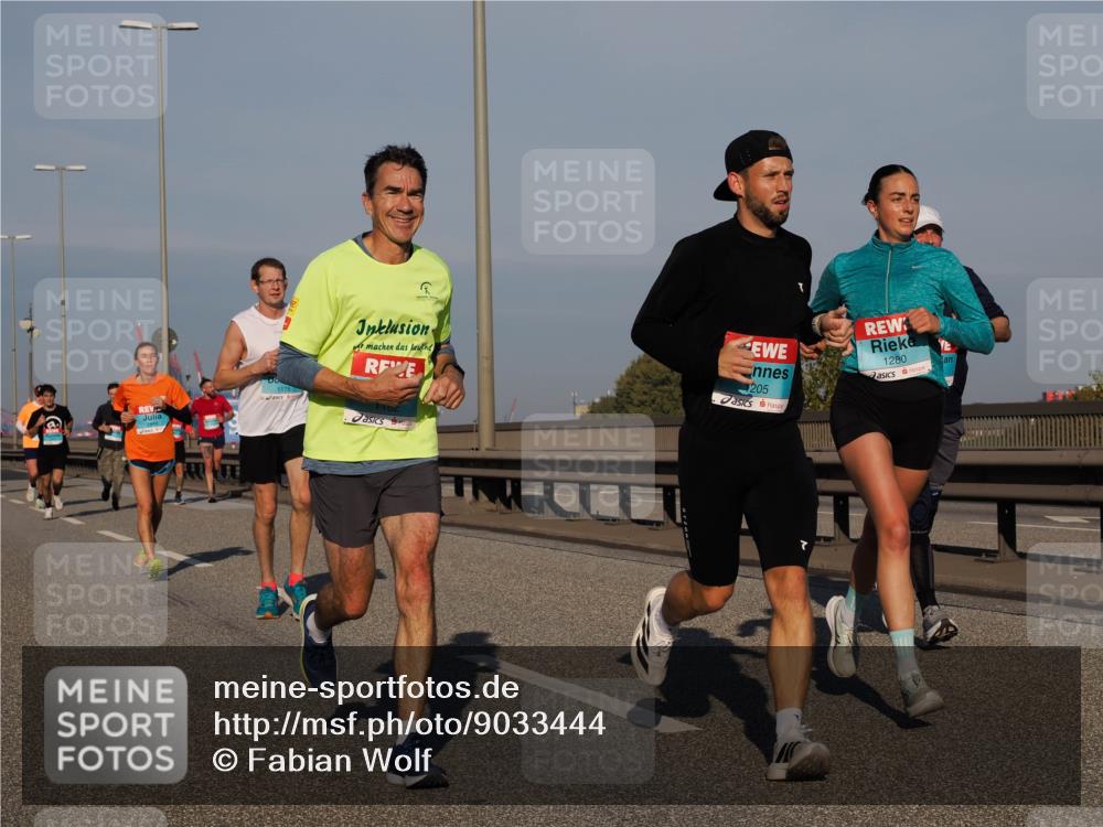 03.10.2025 - Köhlbrandbrückenlauf Fabian Wolf http://msf.ph/oto/9033444 03.10.2025 09:47:28 Position 3 1176, 1102, 205, 1280 meine-sportfotos.de