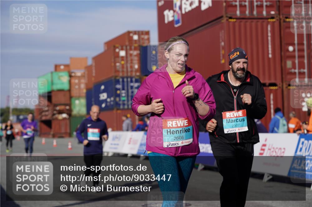 03.10.2025 - Köhlbrandbrückenlauf Michael Burmester http://msf.ph/oto/9033447 03.10.2025 10:41:33 Ziel 2307, 2666, 2988, 3517 meine-sportfotos.de
