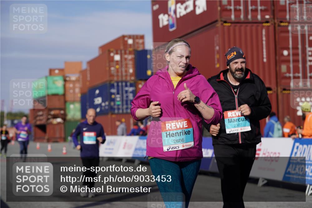 03.10.2025 - Köhlbrandbrückenlauf Michael Burmester http://msf.ph/oto/9033453 03.10.2025 10:41:33 Ziel 2307, 2666, 2988, 3517 meine-sportfotos.de