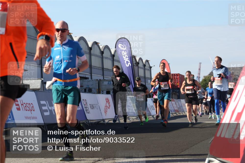 03.10.2025 - Köhlbrandbrückenlauf Luisa Fischer http://msf.ph/oto/9033522 03.10.2025 13:11:22 Ziel 4135, 4293, 4315, 4325, 4521, 4597, 4999, 5218, 5258, 5522, 5754, 5939, 6028, 6080, 6572, 6680, 6685, 6686, 6726, 6727, 6751 meine-sportfotos.de