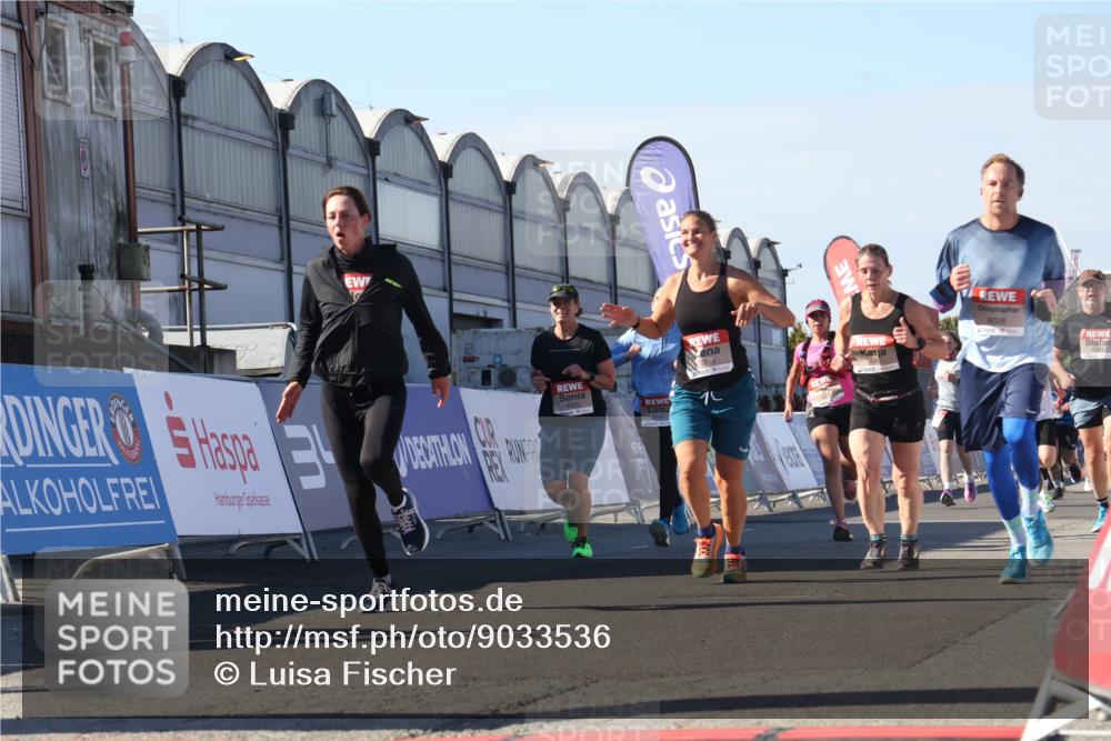 03.10.2025 - Köhlbrandbrückenlauf Luisa Fischer http://msf.ph/oto/9033536 03.10.2025 13:11:24 Ziel 4135, 4293, 4315, 4325, 4597, 4999, 5145, 5258, 5522, 5754, 5939, 6028, 6080, 6563, 6680, 6685, 6686, 6690, 6691, 6726, 6727, 6751 meine-sportfotos.de