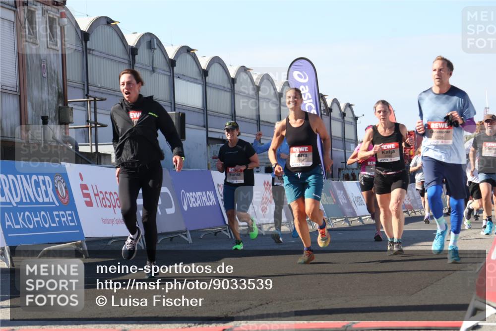 03.10.2025 - Köhlbrandbrückenlauf Luisa Fischer http://msf.ph/oto/9033539 03.10.2025 13:11:24 Ziel 4135, 4293, 4315, 4325, 4597, 4999, 5145, 5258, 5522, 5754, 5939, 6028, 6080, 6563, 6680, 6685, 6686, 6690, 6691, 6726, 6727, 6751 meine-sportfotos.de