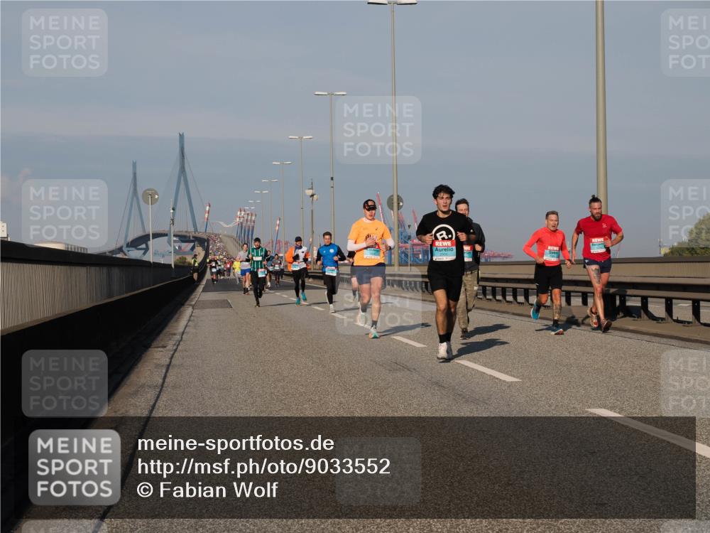 03.10.2025 - Köhlbrandbrückenlauf Fabian Wolf http://msf.ph/oto/9033552 03.10.2025 09:47:33 Position 3 2901 meine-sportfotos.de