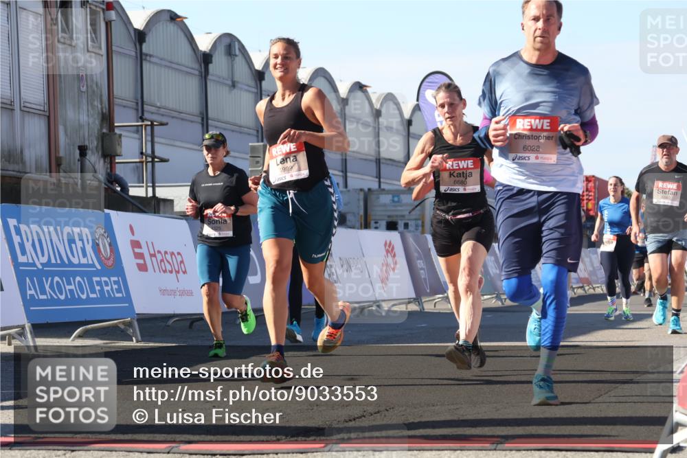 03.10.2025 - Köhlbrandbrückenlauf Luisa Fischer http://msf.ph/oto/9033553 03.10.2025 13:11:25 Ziel 4293, 4315, 4325, 4597, 4999, 5145, 5522, 5754, 5794, 5939, 6028, 6080, 6563, 6680, 6685, 6686, 6690, 6691, 6726, 6727 meine-sportfotos.de