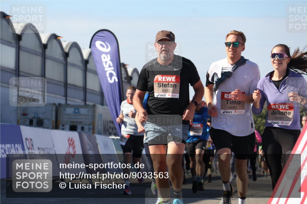 03.10.2025 - Köhlbrandbrückenlauf Luisa Fischer http://msf.ph/oto/9033563 03.10.2025 13:11:28 Ziel 4293, 4315, 4325, 4427, 4501, 4597, 4999, 5145, 5754, 5794, 5939, 6028, 6080, 6563, 6680, 6685, 6686, 6690, 6691, 6726 meine-sportfotos.de