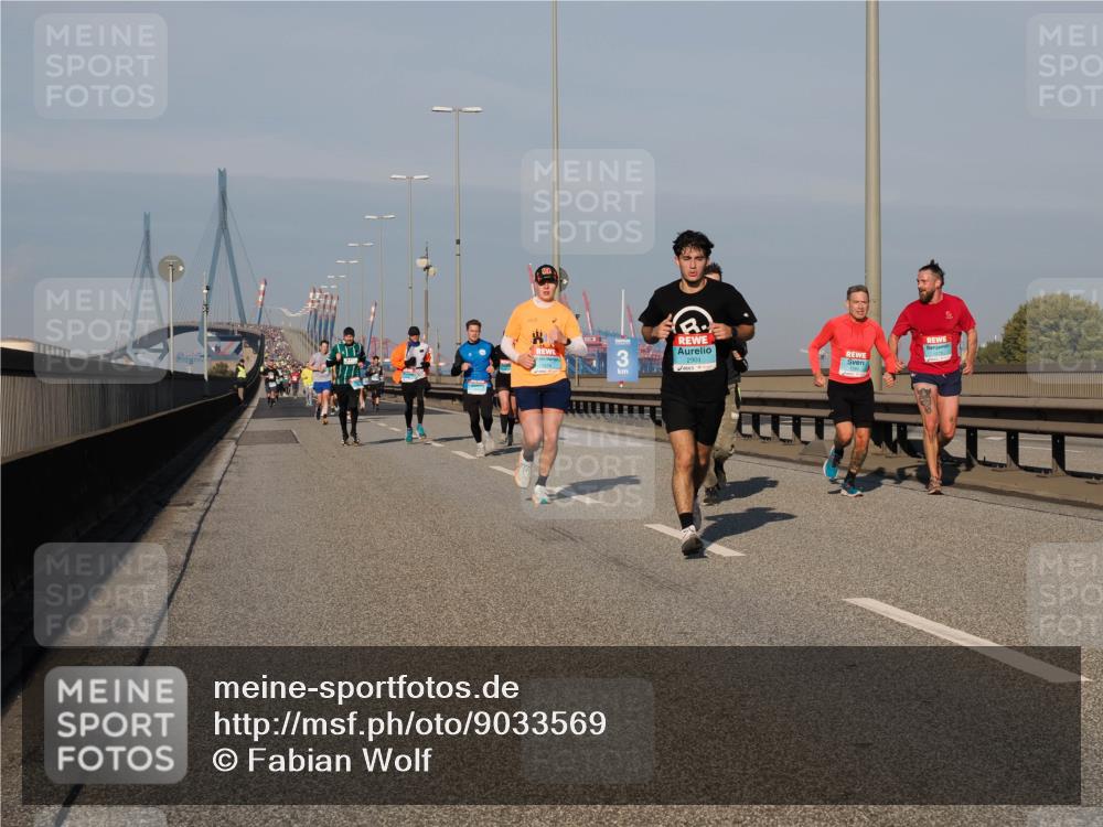 03.10.2025 - Köhlbrandbrückenlauf Fabian Wolf http://msf.ph/oto/9033569 03.10.2025 09:47:34 Position 3 3, 2901, 1165 meine-sportfotos.de
