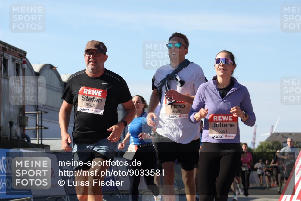 03.10.2025 - Köhlbrandbrückenlauf Luisa Fischer http://msf.ph/oto/9033581 03.10.2025 13:11:29 Ziel 4158, 4293, 4315, 4325, 4427, 4501, 4597, 4999, 5145, 5754, 5794, 5939, 6028, 6080, 6563, 6680, 6685, 6686, 6690, 6691, 6726 meine-sportfotos.de