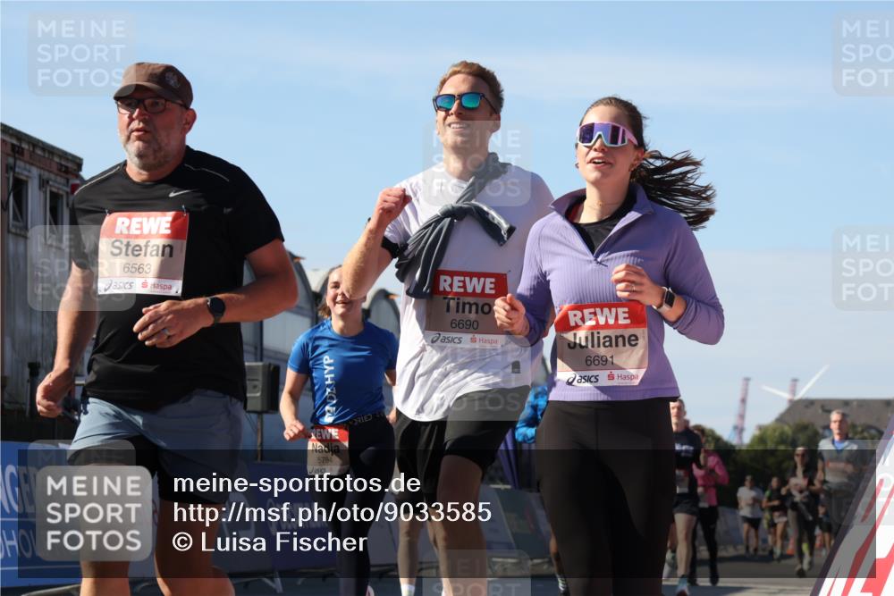 03.10.2025 - Köhlbrandbrückenlauf Luisa Fischer http://msf.ph/oto/9033585 03.10.2025 13:11:30 Ziel 4158, 4293, 4315, 4325, 4427, 4501, 4597, 4617, 4799, 4999, 5145, 5754, 5794, 5939, 6028, 6080, 6563, 6680, 6690, 6691, 6726 meine-sportfotos.de