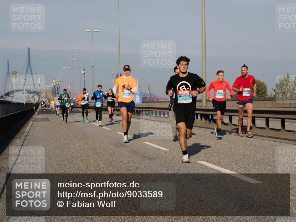 03.10.2025 - Köhlbrandbrückenlauf Fabian Wolf http://msf.ph/oto/9033589 03.10.2025 09:47:35 Position 3 3, 2901 meine-sportfotos.de