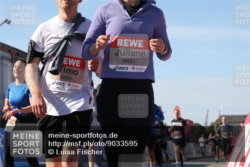 03.10.2025 - Köhlbrandbrückenlauf Luisa Fischer http://msf.ph/oto/9033595 03.10.2025 13:11:31 Ziel 4158, 4293, 4315, 4325, 4427, 4501, 4538, 4597, 4617, 4777, 4799, 4845, 4999, 5145, 5794, 5939, 6028, 6080, 6517, 6563, 6680, 6690, 6691, 6726 meine-sportfotos.de