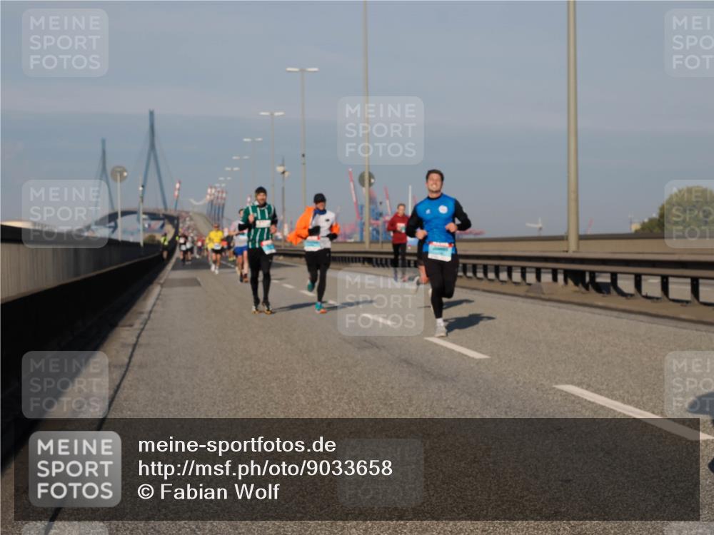 03.10.2025 - Köhlbrandbrückenlauf Fabian Wolf http://msf.ph/oto/9033658 03.10.2025 09:47:38 Position 3  meine-sportfotos.de