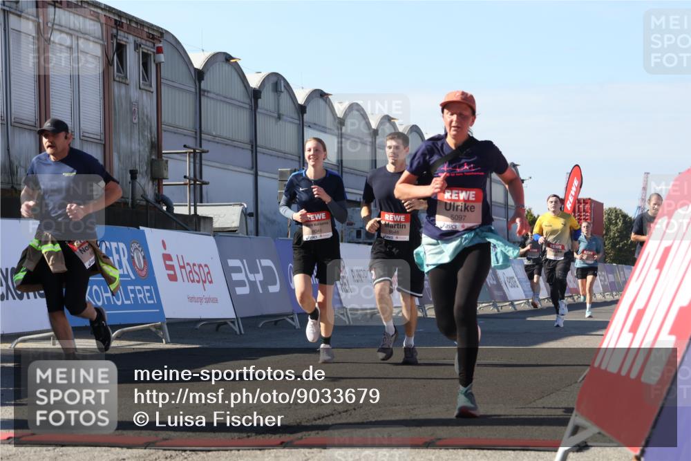 03.10.2025 - Köhlbrandbrückenlauf Luisa Fischer http://msf.ph/oto/9033679 03.10.2025 13:11:48 Ziel 4178, 4353, 4354, 4469, 4568, 4685, 4736, 4782, 5097, 5396, 5426, 5866, 5869, 5937, 6033, 6048, 6049, 6217, 6218, 6622, 6689 meine-sportfotos.de