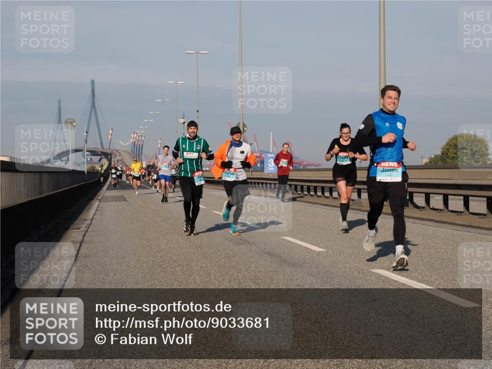 03.10.2025 - Köhlbrandbrückenlauf Fabian Wolf http://msf.ph/oto/9033681 03.10.2025 09:47:39 Position 3 3316, 2947 meine-sportfotos.de