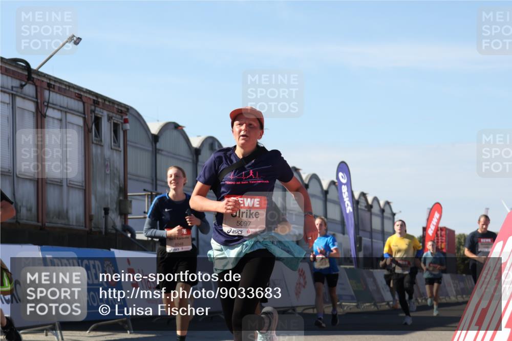 03.10.2025 - Köhlbrandbrückenlauf Luisa Fischer http://msf.ph/oto/9033683 03.10.2025 13:11:49 Ziel 4100, 4101, 4178, 4353, 4354, 4469, 4568, 4685, 4736, 4782, 5097, 5396, 5426, 5866, 5869, 5937, 6033, 6048, 6049, 6622 meine-sportfotos.de