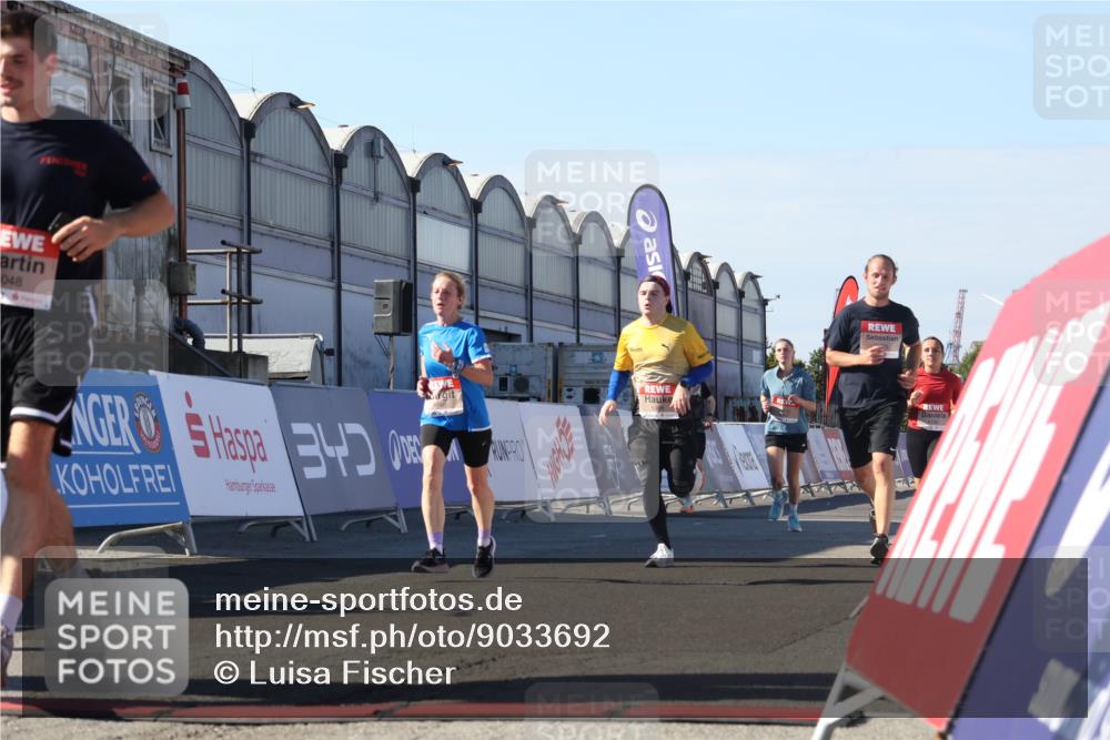 03.10.2025 - Köhlbrandbrückenlauf Luisa Fischer http://msf.ph/oto/9033692 03.10.2025 13:11:50 Ziel 4100, 4101, 4178, 4353, 4354, 4469, 4568, 4685, 4736, 4782, 5097, 5396, 5426, 5866, 5869, 5937, 6033, 6048, 6049, 6622, 6763 meine-sportfotos.de