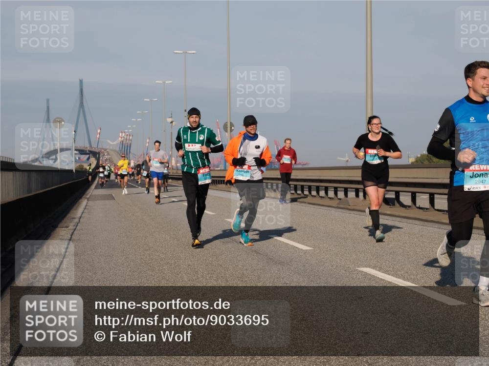 03.10.2025 - Köhlbrandbrückenlauf Fabian Wolf http://msf.ph/oto/9033695 03.10.2025 09:47:40 Position 3 016, 2947 meine-sportfotos.de