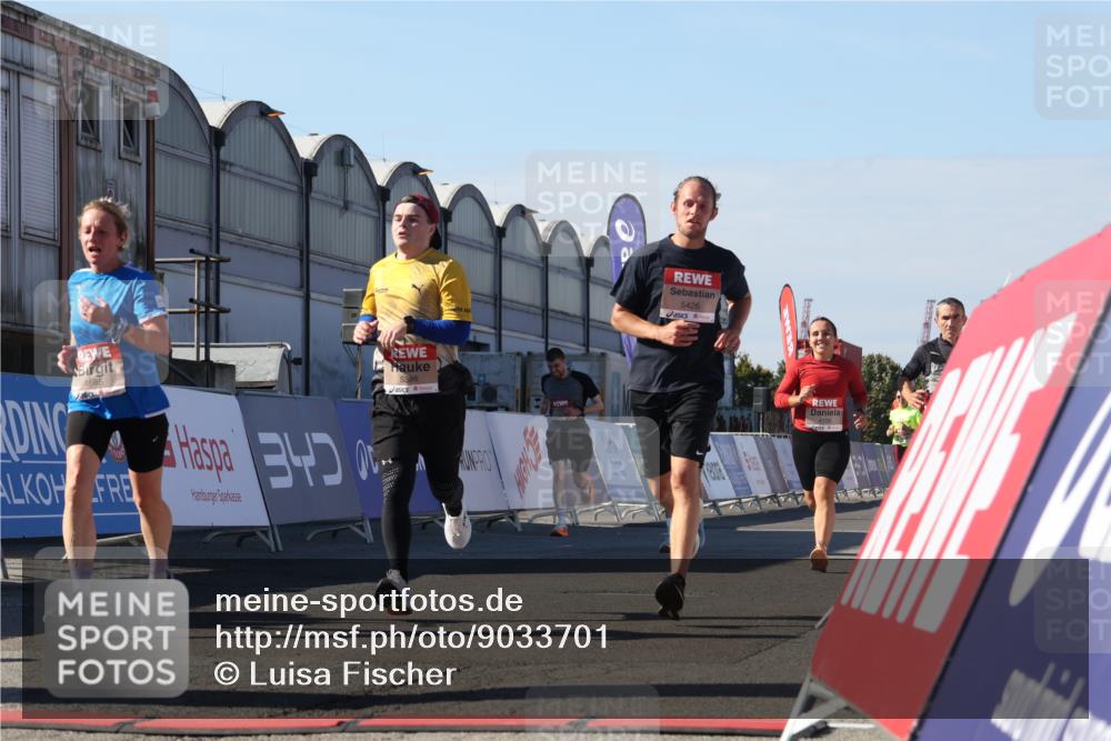 03.10.2025 - Köhlbrandbrückenlauf Luisa Fischer http://msf.ph/oto/9033701 03.10.2025 13:11:51 Ziel 4100, 4101, 4178, 4353, 4354, 4469, 4568, 4685, 4736, 5097, 5396, 5426, 5866, 5869, 5937, 6033, 6048, 6049, 6622, 6763, 6796 meine-sportfotos.de