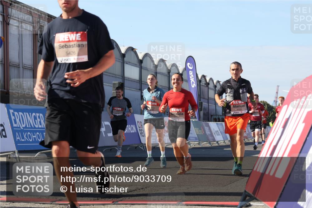 03.10.2025 - Köhlbrandbrückenlauf Luisa Fischer http://msf.ph/oto/9033709 03.10.2025 13:11:53 Ziel 4100, 4101, 4178, 4353, 4354, 4469, 4685, 5097, 5396, 5426, 5866, 5869, 6033, 6048, 6049, 6622, 6763, 6796 meine-sportfotos.de