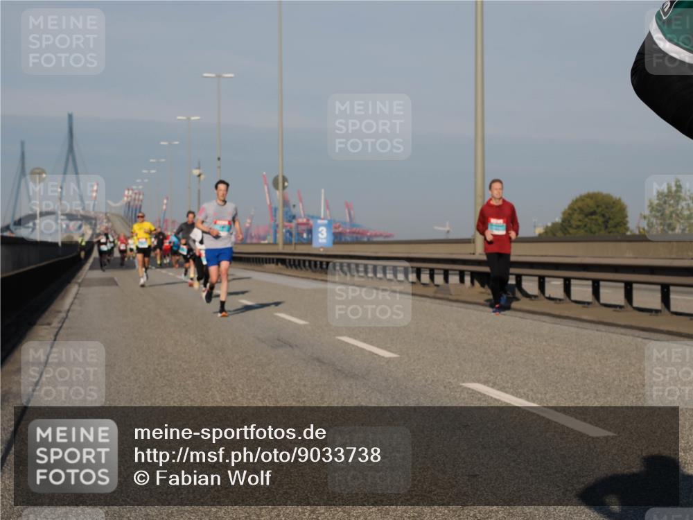 03.10.2025 - Köhlbrandbrückenlauf Fabian Wolf http://msf.ph/oto/9033738 03.10.2025 09:47:44 Position 3  meine-sportfotos.de